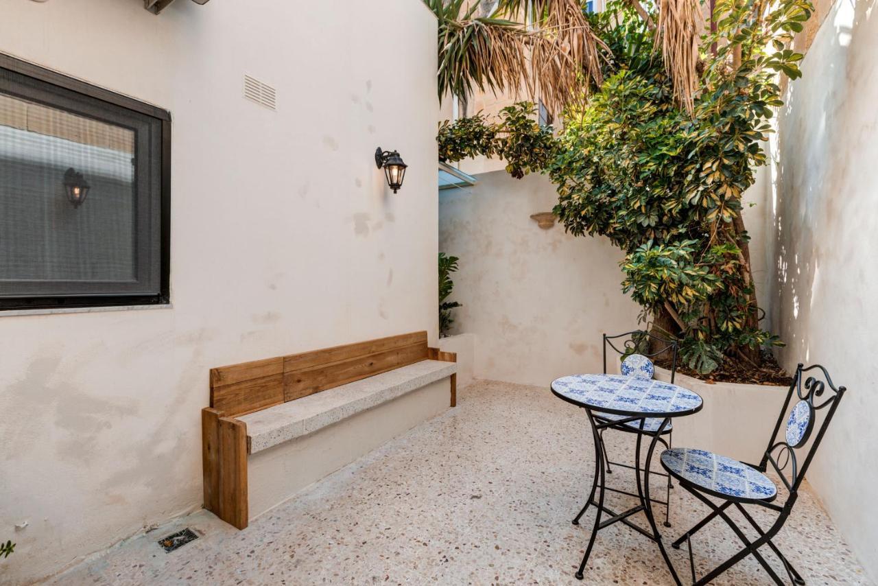 Piju Lux Apartments Слима Екстериор снимка