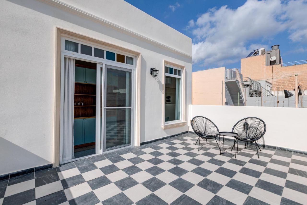 Piju Lux Apartments Слима Екстериор снимка