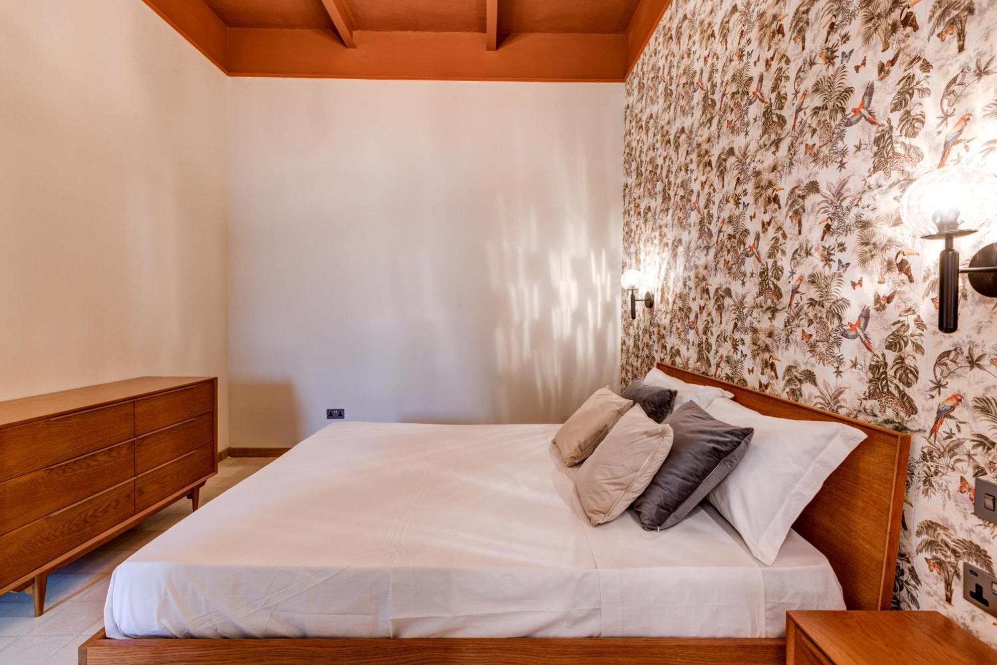 Piju Lux Apartments Слима Екстериор снимка